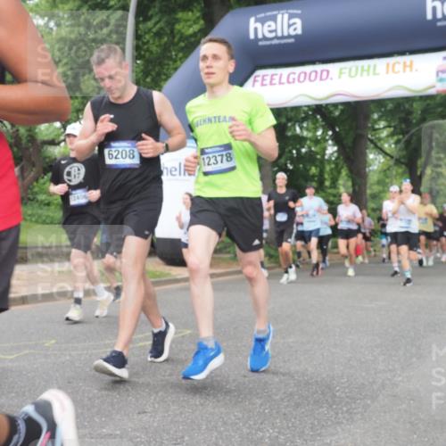 29.06.2025 - hella hamburg halbmarathon KatJ http://msf.ph/oto/8322393 29.06.2025 10:46:04 Zwischen KM18-KM19 2957, 3181, 3425, 6208, 6997, 7259, 7287, 8089 meine-sportfotos.de