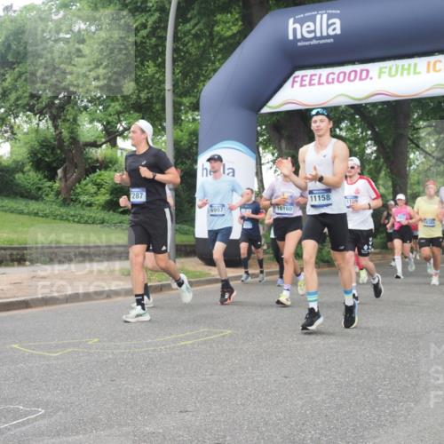29.06.2025 - hella hamburg halbmarathon KatJ http://msf.ph/oto/8322588 29.06.2025 10:46:06 Zwischen KM18-KM19 3181, 3425, 3983, 4502, 6208, 6997, 7259, 7287, 8089 meine-sportfotos.de
