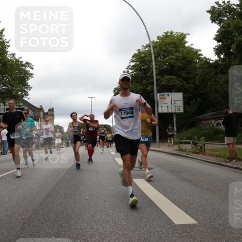 29.06.2025 - hella hamburg halbmarathon Yannick Fuchs http://msf.ph/oto/8322667 29.06.2025 10:51:16 20KM 1200, 1239, 1387, 1563, 1715, 1719, 1972, 2282, 2417, 2652, 4261, 5015, 5134, 5457, 5458, 5728, 6272, 6720, 6892, 7159, 7269, 8744, 9577, 10383, 10408, 11043, 11832, 12144, 12509, 12773, 12774, 13245, 13376, 13523, 13664, 14361, 14737, 14881, 14951, 15090, 15110, 15125, 15189, 15220, 15349, 15664, 16093, 16418, 16830, 16909, 17201, 17758, 17769, 17828, 17848, 18388 meine-sportfotos.de