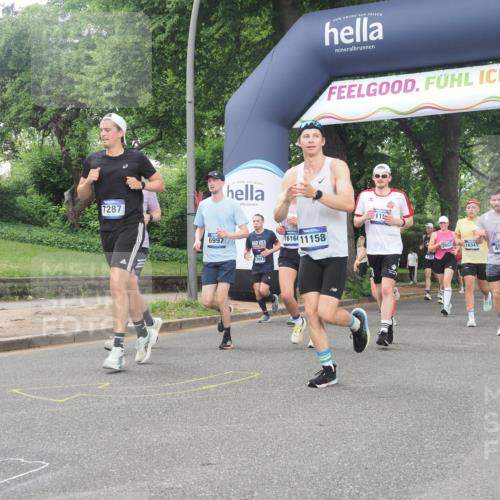29.06.2025 - hella hamburg halbmarathon KatJ http://msf.ph/oto/8322688 29.06.2025 10:46:06 Zwischen KM18-KM19 3181, 3425, 3983, 4502, 6208, 6997, 7259, 7287, 8089 meine-sportfotos.de