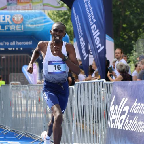 29.06.2025 - hella hamburg halbmarathon Strokosch-Dieckow http://msf.ph/oto/8323386 29.06.2025 10:03:12 Ziel 16 meine-sportfotos.de