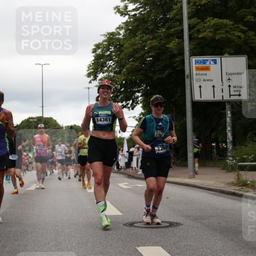 29.06.2025 - hella hamburg halbmarathon Yannick Fuchs http://msf.ph/oto/8323503 29.06.2025 10:51:19 20KM 1200, 1239, 1387, 1563, 1715, 1719, 1972, 2236, 2282, 2652, 3575, 4261, 5015, 5134, 5391, 5457, 5458, 5728, 6720, 6892, 7159, 7269, 8744, 9450, 10383, 10408, 11832, 12144, 12509, 12773, 12774, 13245, 13376, 13523, 13664, 14361, 14737, 14881, 14951, 15090, 15110, 15125, 15189, 15220, 15349, 15664, 16093, 16418, 16830, 16909, 17201, 17758, 17769, 17848, 18388, 18508 meine-sportfotos.de