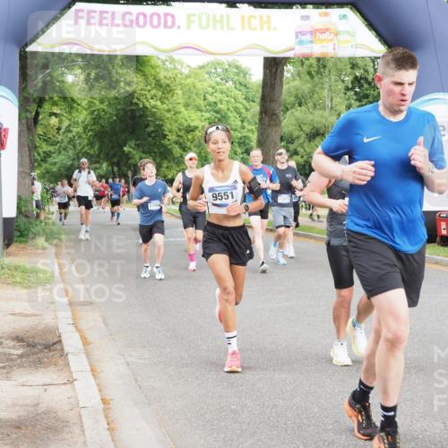 29.06.2025 - hella hamburg halbmarathon MichiJ http://msf.ph/oto/8323711 29.06.2025 10:37:29 Zwischen KM18-KM19 1216, 1381, 2878, 5978, 6712, 9551, 11975, 13159, 13688, 13812, 13875, 14248, 15523, 16731, 17319, 17384, 17908, 18064, 18370 meine-sportfotos.de