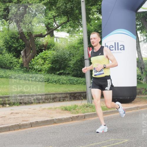 29.06.2025 - hella hamburg halbmarathon KatJ http://msf.ph/oto/8323938 29.06.2025 10:16:48 Zwischen KM18-KM19  meine-sportfotos.de