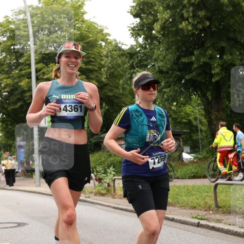 29.06.2025 - hella hamburg halbmarathon Yannick Fuchs http://msf.ph/oto/8323980 29.06.2025 10:51:20 20KM 1200, 1239, 1387, 1563, 1715, 1719, 1972, 2236, 2652, 3575, 4261, 5015, 5134, 5391, 5457, 5458, 5728, 6720, 6892, 7159, 7269, 7833, 8744, 9450, 10383, 10408, 11832, 12144, 12509, 12773, 12774, 13245, 13376, 13523, 13664, 14361, 14737, 14881, 14951, 15090, 15110, 15125, 15189, 15220, 15349, 15664, 16093, 16418, 17201, 17758, 17769, 17848, 18388, 18508 meine-sportfotos.de