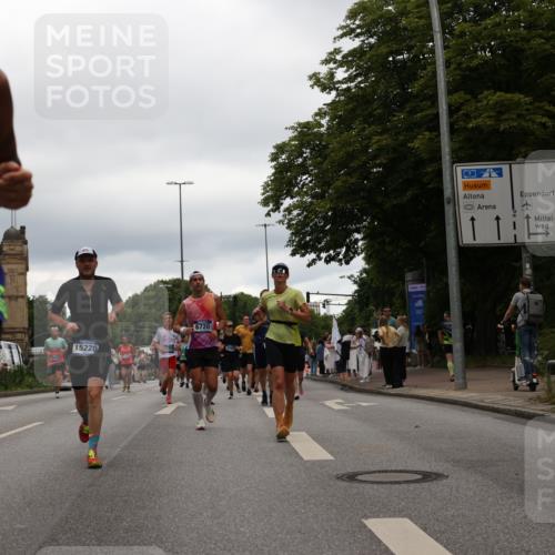 29.06.2025 - hella hamburg halbmarathon Yannick Fuchs http://msf.ph/oto/8324077 29.06.2025 10:51:21 20KM 1200, 1239, 1387, 1563, 1715, 1719, 1972, 2236, 2652, 3575, 4261, 5015, 5134, 5391, 5457, 5458, 5728, 6720, 6892, 7159, 7269, 7833, 8744, 9450, 10383, 10408, 11832, 12144, 12509, 12773, 12774, 13245, 13376, 13523, 13664, 14361, 14737, 14881, 14951, 15090, 15110, 15125, 15189, 15220, 15349, 15664, 16093, 16418, 17201, 17758, 17769, 17848, 18388, 18508 meine-sportfotos.de