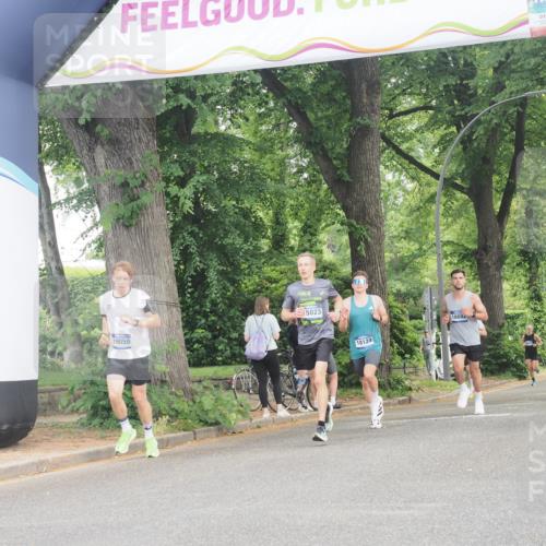 29.06.2025 - hella hamburg halbmarathon KatJ http://msf.ph/oto/8324154 29.06.2025 10:16:54 Zwischen KM18-KM19  meine-sportfotos.de