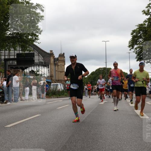 29.06.2025 - hella hamburg halbmarathon Yannick Fuchs http://msf.ph/oto/8324174 29.06.2025 10:51:21 20KM 1200, 1239, 1387, 1563, 1715, 1719, 1972, 2236, 2652, 3575, 4261, 5015, 5134, 5391, 5457, 5458, 5728, 6720, 6892, 7159, 7269, 7833, 8744, 9450, 10383, 10408, 11832, 12144, 12509, 12773, 12774, 13245, 13376, 13523, 13664, 14361, 14737, 14881, 14951, 15090, 15110, 15125, 15189, 15220, 15349, 15664, 16093, 16418, 17201, 17758, 17769, 17848, 18388, 18508 meine-sportfotos.de
