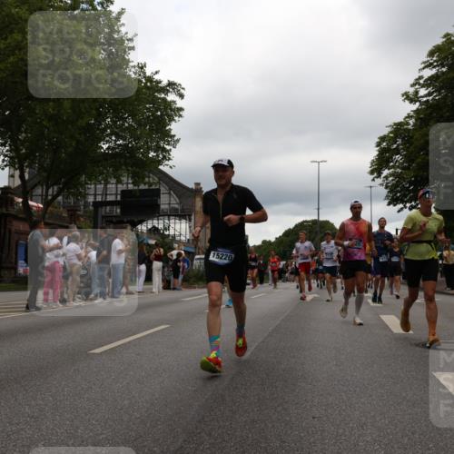 29.06.2025 - hella hamburg halbmarathon Yannick Fuchs http://msf.ph/oto/8324408 29.06.2025 10:51:22 20KM 1200, 1239, 1387, 1563, 1715, 1719, 1972, 2236, 2652, 3575, 4261, 5015, 5134, 5391, 5457, 5458, 5728, 6720, 6892, 7159, 7269, 7833, 8744, 9450, 10383, 10408, 12144, 12509, 12773, 12774, 13245, 13376, 13523, 13664, 14361, 14737, 14881, 14951, 15090, 15110, 15125, 15189, 15220, 15349, 15664, 16093, 16418, 17201, 17758, 17769, 17848, 18388, 18508 meine-sportfotos.de