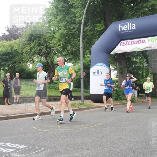 29.06.2025 - hella hamburg halbmarathon KatJ http://msf.ph/oto/8324552 29.06.2025 10:46:22 Zwischen KM18-KM19 4986, 7031, 7223, 7824, 8030, 8509 meine-sportfotos.de