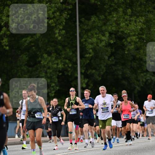 29.06.2025 - hella hamburg halbmarathon Dr. Thomas Lammeyer http://msf.ph/oto/8324805 29.06.2025 10:39:28 Kennedybrücke 1417, 1497, 1821, 1849, 2198, 2265, 2787, 3170, 3409, 3958, 4333, 4564, 4696, 4703, 5027, 5793, 6335, 6365, 6379, 6397, 6471, 6571, 6746, 6803, 6859, 7020, 7386, 7733, 8249, 8296, 9342, 9803, 10335, 10358, 10360, 10393, 10464, 11320 meine-sportfotos.de