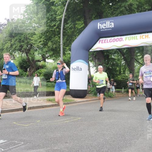 29.06.2025 - hella hamburg halbmarathon KatJ http://msf.ph/oto/8324872 29.06.2025 10:46:23 Zwischen KM18-KM19 4986, 7031, 7223, 7824, 8030, 8509 meine-sportfotos.de