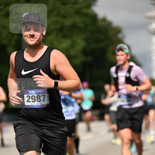 29.06.2025 - hella hamburg halbmarathon Dr. Thomas Lammeyer http://msf.ph/oto/8324929 29.06.2025 10:17:32 Kennedybrücke 1007, 1194, 1859, 1939, 2055, 2359, 2721, 2904, 2961, 2987, 3218, 3729, 4001, 4795, 4950, 5232, 5631, 6026, 6207, 7346, 7460, 7913, 8913, 9128, 9612, 9631 meine-sportfotos.de