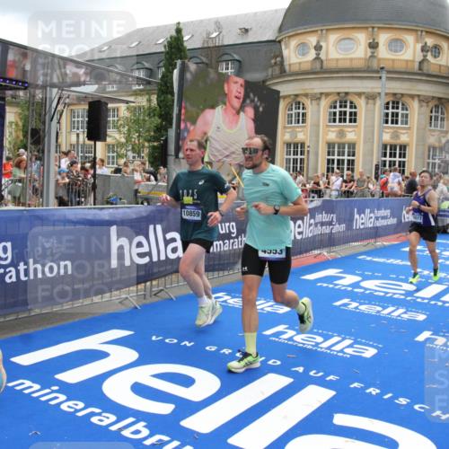 29.06.2025 - hella hamburg halbmarathon Michael Strokosch http://msf.ph/oto/8325539 29.06.2025 10:48:44 Ziel 1094, 2442, 4553, 5421, 9538, 10859, 14511, 15384, 17127 meine-sportfotos.de