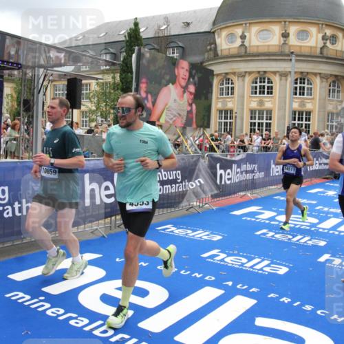 29.06.2025 - hella hamburg halbmarathon Michael Strokosch http://msf.ph/oto/8325575 29.06.2025 10:48:44 Ziel 1094, 2442, 4553, 5421, 9538, 10859, 14511, 15384, 17127 meine-sportfotos.de