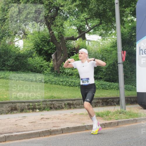 29.06.2025 - hella hamburg halbmarathon KatJ http://msf.ph/oto/8325611 29.06.2025 10:17:01 Zwischen KM18-KM19  meine-sportfotos.de