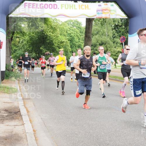 29.06.2025 - hella hamburg halbmarathon MichiJ http://msf.ph/oto/8325796 29.06.2025 10:37:42 Zwischen KM18-KM19 1094, 1507, 4816, 5115, 6662, 8153, 8813, 8899, 10189, 11356, 11455, 12733, 13463, 15966, 16242, 16806, 16843, 16887, 17247, 18228, 18499 meine-sportfotos.de