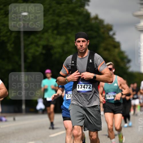 29.06.2025 - hella hamburg halbmarathon Dr. Thomas Lammeyer http://msf.ph/oto/8325963 29.06.2025 10:17:35 Kennedybrücke 1194, 1859, 1939, 2055, 2359, 2721, 2891, 2904, 2961, 2987, 3218, 3729, 4001, 4795, 4950, 5232, 5631, 6026, 6207, 7346, 7460, 7462, 7913, 8673, 8913, 9128, 9612, 9631, 10442, 10443 meine-sportfotos.de