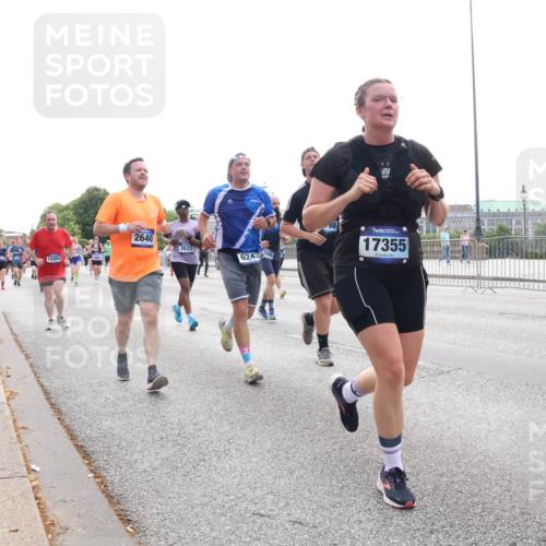29.06.2025 - hella hamburg halbmarathon Lena Gebhardt http://msf.ph/oto/8326312 29.06.2025 10:37:43 Lombardsbrücke 12824, 12824, 2640, 3633, 6243, 17355, 1276, 1337, 1475, 1578, 1799, 1819, 1985, 2016, 2199, 2486, 2640, 2853, 3230, 3246, 3633, 3880, 4097, 5139, 5146, 5171, 5186, 5522, 5560, 5790, 5875, 5940, 6243, 6362, 6697, 6821, 6955, 7085, 7124, 7235, 7244, 7321, 7350, 7544, 7696, 7777, 7823, 8811, 8843, 8985, 9247, 9288, 9524, 9895, 10159, 10506, 10836, 11087, 11543, 12123, 12254, 12472, 12824, 16680, 17798 meine-sportfotos.de