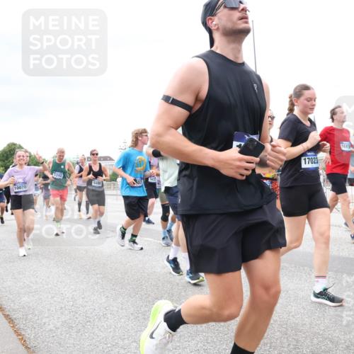 29.06.2025 - hella hamburg halbmarathon Lena Gebhardt http://msf.ph/oto/8326649 29.06.2025 10:57:49 Lombardsbrücke 770, 18457, 1242, 5632, 9496, 07, 10070, 17023, 1613, 1123, 1242, 1248, 1265, 1388, 1643, 2015, 2451, 2567, 2900, 3191, 3385, 3388, 3433, 3644, 3750, 3936, 3954, 4059, 4180, 4197, 4429, 4521, 4830, 5117, 5632, 5676, 5736, 5738, 6316, 6337, 6827, 6857, 6916, 7172, 7193, 7556, 7720, 7728, 7977, 7990, 8035, 8159, 8287, 8386, 8474, 8512, 8540, 8708, 8713, 8773, 8873, 9059, 9180, 9233, 9318, 9319, 9394, 9398, 9436, 9481, 9496, 9613, 9832 meine-sportfotos.de
