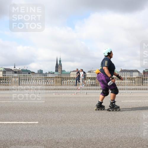 29.06.2025 - hella hamburg halbmarathon Lena Gebhardt http://msf.ph/oto/8326714 29.06.2025 09:08:12 Lombardsbrücke 227 meine-sportfotos.de