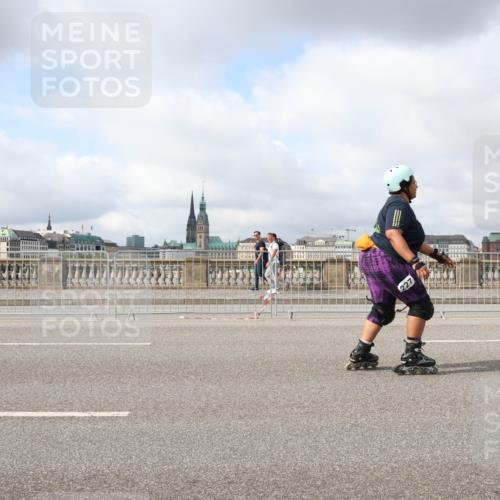 29.06.2025 - hella hamburg halbmarathon Lena Gebhardt http://msf.ph/oto/8326784 29.06.2025 09:08:13 Lombardsbrücke 227 meine-sportfotos.de