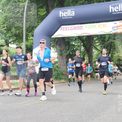 29.06.2025 - hella hamburg halbmarathon KatJ http://msf.ph/oto/8326861 29.06.2025 10:46:38 Zwischen KM18-KM19 1019, 1544, 2426, 2730, 4238, 6033, 6087, 6754 meine-sportfotos.de