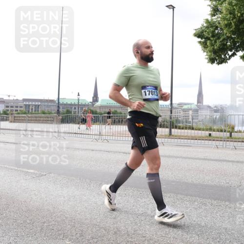 29.06.2025 - hella hamburg halbmarathon Lena Gebhardt http://msf.ph/oto/8327012 29.06.2025 10:23:29 Lombardsbrücke 2, 17013, 1048, 1304, 1362, 2125, 2925, 4190, 4266, 4391, 4646, 4728, 4793, 5160, 5406, 6502, 6578, 6747, 6784, 6785, 6849, 7029, 7820, 7891, 8031, 8181, 8676, 8687, 8688, 8716, 8918, 8920, 9133, 9301, 9715, 9877, 10649, 10739, 11300, 11793, 11798, 11879, 12025, 12073, 12265, 12874, 13560, 14041, 14265, 14338, 14510, 14512, 14521, 14821, 15709, 15739, 15853, 16185, 16251, 16416, 16558, 17013, 17099, 17199, 17207, 17299, 17719 meine-sportfotos.de