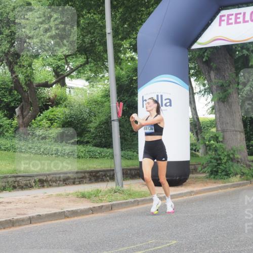 29.06.2025 - hella hamburg halbmarathon KatJ http://msf.ph/oto/8327121 29.06.2025 10:17:06 Zwischen KM18-KM19  meine-sportfotos.de