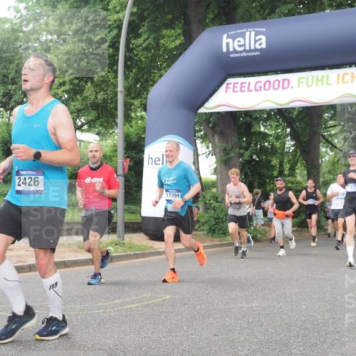 29.06.2025 - hella hamburg halbmarathon KatJ http://msf.ph/oto/8327420 29.06.2025 10:46:42 Zwischen KM18-KM19 1019, 1544, 2426, 2730, 6087, 6754 meine-sportfotos.de