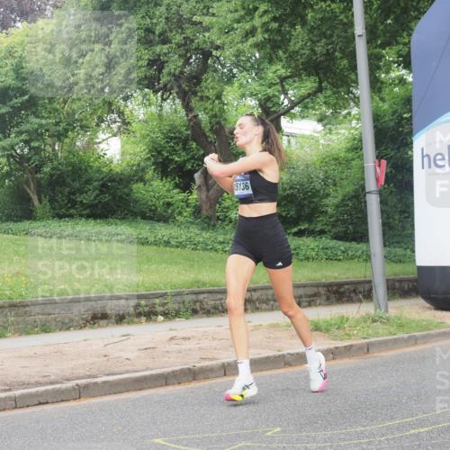 29.06.2025 - hella hamburg halbmarathon KatJ http://msf.ph/oto/8327440 29.06.2025 10:17:07 Zwischen KM18-KM19  meine-sportfotos.de