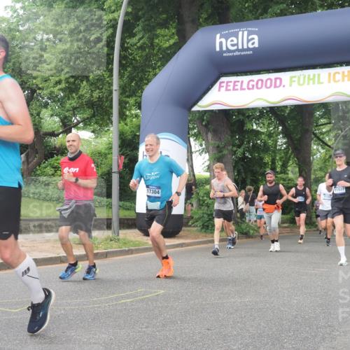 29.06.2025 - hella hamburg halbmarathon KatJ http://msf.ph/oto/8327457 29.06.2025 10:46:42 Zwischen KM18-KM19 1019, 1544, 2426, 2730, 6087, 6754 meine-sportfotos.de