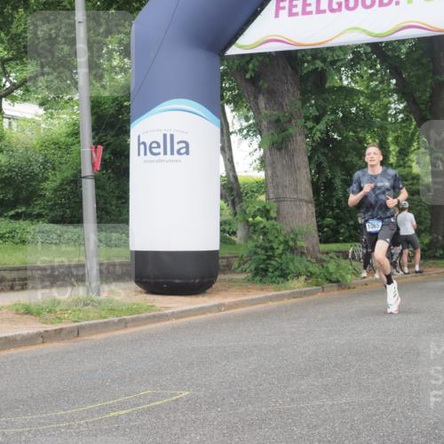 29.06.2025 - hella hamburg halbmarathon KatJ http://msf.ph/oto/8327576 29.06.2025 10:17:08 Zwischen KM18-KM19 1065 meine-sportfotos.de