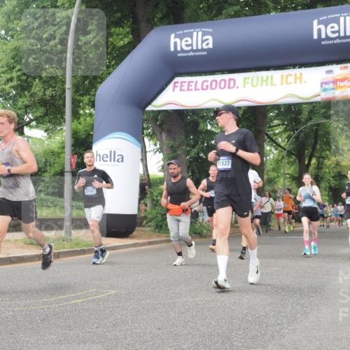 29.06.2025 - hella hamburg halbmarathon KatJ http://msf.ph/oto/8327730 29.06.2025 10:46:43 Zwischen KM18-KM19 1019, 1544, 2426, 2730, 3780, 6087, 6327 meine-sportfotos.de