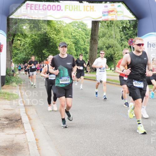 29.06.2025 - hella hamburg halbmarathon MichiJ http://msf.ph/oto/8327799 29.06.2025 10:37:55 Zwischen KM18-KM19 1119, 6027, 6125, 7052, 7269, 8572, 10691, 11339, 12016, 13758, 16285, 16666, 16800, 17221, 17282, 18960, 18982 meine-sportfotos.de