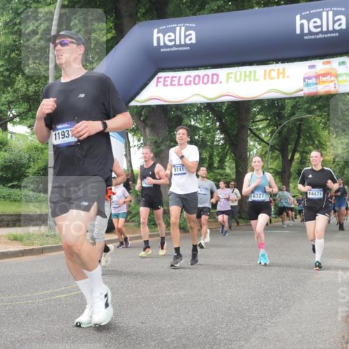 29.06.2025 - hella hamburg halbmarathon KatJ http://msf.ph/oto/8327808 29.06.2025 10:46:44 Zwischen KM18-KM19 1019, 1544, 2426, 3780, 6327 meine-sportfotos.de