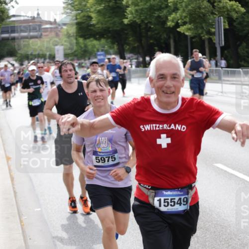 29.06.2025 - hella hamburg halbmarathon Jannik Wohlers http://msf.ph/oto/8327859 29.06.2025 10:39:59 Lombardsbrücke 1018, 1037, 2109, 2515, 2572, 2762, 2763, 3237, 3293, 3295, 3515, 3607, 3808, 3810, 4271, 4756, 5059, 5113, 5351, 5352, 5702, 5975, 6076, 6229, 6278, 6363, 6463, 6673, 6866, 6876, 6920, 7108, 7174, 7675, 7850, 8307, 8391, 9000, 9468, 10474, 10953, 11176, 11653, 11717, 11970, 11973, 12364, 12444, 12501, 12760, 12981, 13005, 13030, 13069, 13290, 13410, 13466, 13651, 14341, 14851, 15549, 15927, 15933, 16681, 16955, 17318, 18101, 18110, 18213, 18353, 18490, 18771, 18946 meine-sportfotos.de