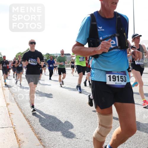 29.06.2025 - hella hamburg halbmarathon Lena Gebhardt http://msf.ph/oto/8328779 29.06.2025 10:00:20 Lombardsbrücke 2730, 9260, 1180, 19153, 10582, 38686, 1006, 1019, 1125, 1180, 1239, 1264, 1526, 1544, 1568, 1681, 1914, 2027, 2086, 2099, 2159, 2236, 2346, 2348, 2364, 2426, 2447, 2582, 2584, 2606, 2652, 2676, 2677, 2730, 2910, 2982, 3042, 3177, 3181, 3319, 3400, 3794, 3836, 3861, 3898, 4013, 4231, 4419, 4579, 4594, 4632, 4767, 4772, 4796, 4813, 4940, 4945, 5272, 5341, 5643, 5728, 6082, 6084, 6104, 6174, 6201, 6220, 6260, 6462, 6470, 6581, 6587 meine-sportfotos.de