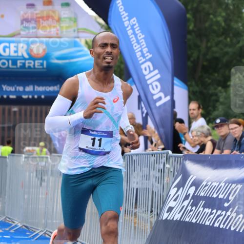 29.06.2025 - hella hamburg halbmarathon Strokosch-Dieckow http://msf.ph/oto/8328940 29.06.2025 10:02:15 Ziel 11, 25 meine-sportfotos.de