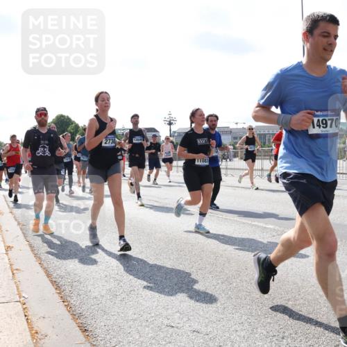 29.06.2025 - hella hamburg halbmarathon Lena Gebhardt http://msf.ph/oto/8329508 29.06.2025 10:00:22 Lombardsbrücke 17615, 17617, 2730, 12646, 11083, 14970, 1848, 1006, 1019, 1125, 1180, 1239, 1264, 1526, 1544, 1568, 1583, 1681, 1914, 2027, 2086, 2099, 2159, 2236, 2346, 2348, 2364, 2426, 2447, 2474, 2582, 2584, 2606, 2652, 2676, 2677, 2730, 2910, 2982, 3042, 3177, 3181, 3319, 3400, 3794, 3861, 3898, 4013, 4231, 4419, 4579, 4594, 4632, 4767, 4772, 4796, 4813, 4940, 4945, 5272, 5341, 5643, 5728, 6082, 6084, 6104, 6138, 6174, 6201, 6220, 6260, 6443, 6462, 6470, 6581, 6587, 10599 meine-sportfotos.de