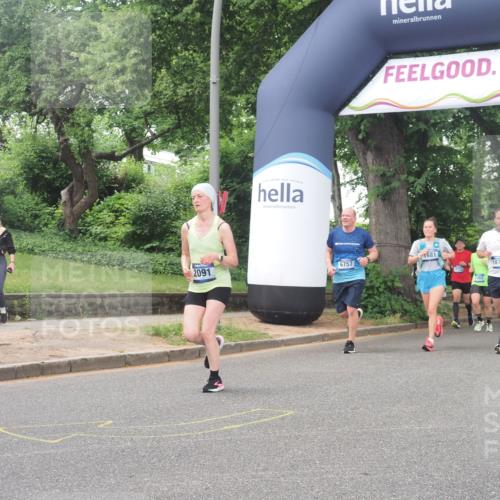 29.06.2025 - hella hamburg halbmarathon KatJ http://msf.ph/oto/8329588 29.06.2025 10:46:54 Zwischen KM18-KM19 1681, 2091, 7476, 8481, 8531 meine-sportfotos.de