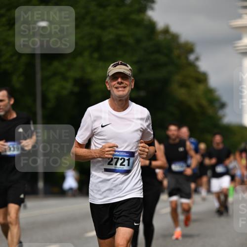 29.06.2025 - hella hamburg halbmarathon Dr. Thomas Lammeyer http://msf.ph/oto/8329704 29.06.2025 10:17:40 Kennedybrücke 1194, 1747, 1939, 2055, 2359, 2721, 2891, 2904, 2987, 4001, 4032, 4795, 4962, 5232, 5631, 6207, 7460, 7462, 7913, 8673, 9612, 9631, 9886, 10442, 10443 meine-sportfotos.de