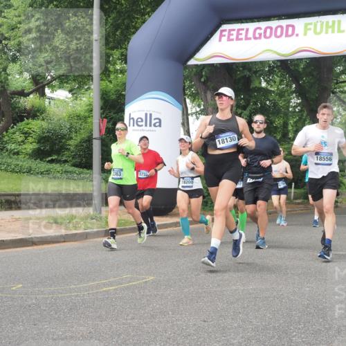 29.06.2025 - hella hamburg halbmarathon KatJ http://msf.ph/oto/8329935 29.06.2025 10:46:57 Zwischen KM18-KM19 1681, 2091, 2363, 4013, 6757, 7476, 8531 meine-sportfotos.de