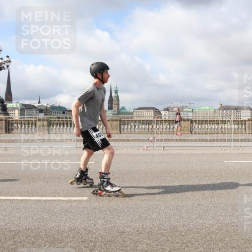 29.06.2025 - hella hamburg halbmarathon Lena Gebhardt http://msf.ph/oto/8330209 29.06.2025 09:08:39 Lombardsbrücke 495 meine-sportfotos.de