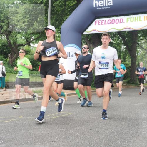 29.06.2025 - hella hamburg halbmarathon KatJ http://msf.ph/oto/8330231 29.06.2025 10:46:58 Zwischen KM18-KM19 1681, 2091, 2363, 4013, 6757, 7476, 8531 meine-sportfotos.de