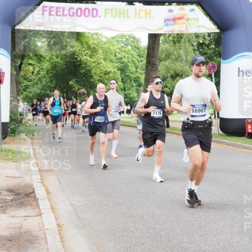 29.06.2025 - hella hamburg halbmarathon MichiJ http://msf.ph/oto/8330327 29.06.2025 10:38:04 Zwischen KM18-KM19 1461, 1466, 1817, 2411, 2823, 4346, 5087, 5336, 7176, 7224, 7583, 10371, 11422, 12235, 12450, 12545, 13051, 16653, 16732, 16907, 18884, 19007 meine-sportfotos.de