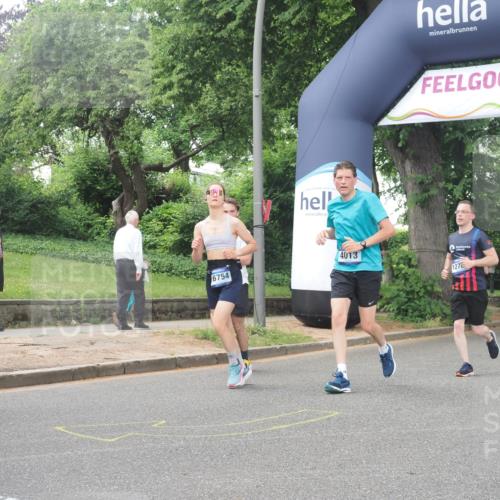 29.06.2025 - hella hamburg halbmarathon KatJ http://msf.ph/oto/8330339 29.06.2025 10:47:00 Zwischen KM18-KM19 1681, 2091, 2363, 3169, 3698, 4013, 5347, 6757 meine-sportfotos.de