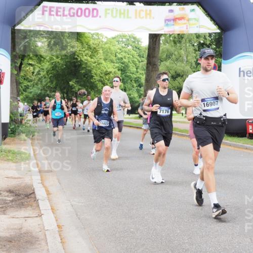 29.06.2025 - hella hamburg halbmarathon MichiJ http://msf.ph/oto/8330378 29.06.2025 10:38:04 Zwischen KM18-KM19 1461, 1466, 1817, 2411, 2823, 4346, 5087, 5336, 7176, 7224, 7583, 10371, 11422, 12235, 12450, 12545, 13051, 16653, 16732, 16907, 18884, 19007 meine-sportfotos.de
