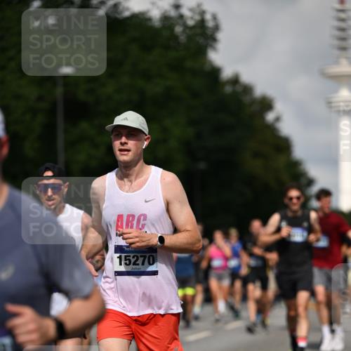 29.06.2025 - hella hamburg halbmarathon Dr. Thomas Lammeyer http://msf.ph/oto/8330422 29.06.2025 09:55:47 Kennedybrücke 1057, 1353, 1569, 1604, 1763, 3305, 3618, 3697, 4565, 4871, 4915, 5047, 5231, 5336, 5690, 6373, 6700, 6711, 7185, 7710, 8564, 8852, 9444, 9547, 9659, 10493, 10691, 10978, 11062 meine-sportfotos.de