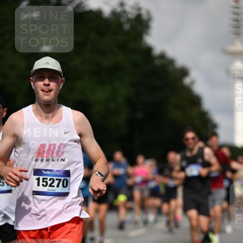 29.06.2025 - hella hamburg halbmarathon Dr. Thomas Lammeyer http://msf.ph/oto/8330589 29.06.2025 09:55:48 Kennedybrücke 1057, 1169, 1353, 1569, 1604, 1763, 3305, 3618, 3697, 4565, 4871, 4915, 5007, 5047, 5231, 5336, 5690, 6373, 6700, 6711, 7185, 7710, 8564, 8852, 9444, 9547, 9659, 10493, 10691, 10978, 11062 meine-sportfotos.de